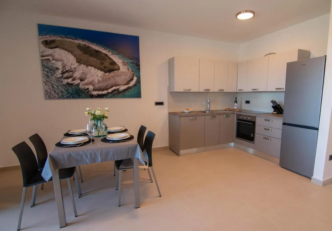 Luxury Apartment Faro With Sea View And Swimming Pool Premantura