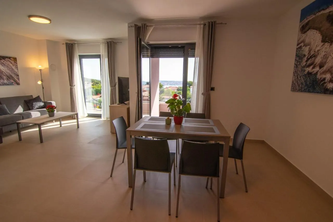 Luxury Apartment Faro With Sea View And Swimming Pool Premantura 0*,