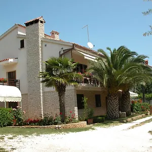 Apartman Bencic, Premantura