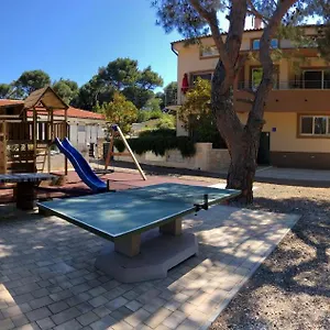 Apartment House, Premantura