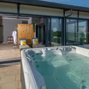 Punta Blu - Pool & Premantura
