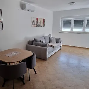 Apartment Sunce I, Premantura
