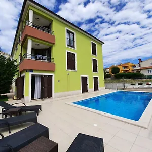 Smaragdna Yourcroatiaholiday Apartament